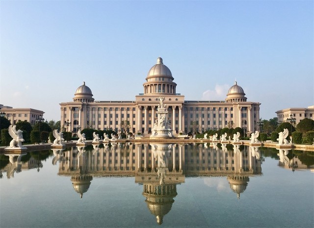 萬豐奧特控股集團